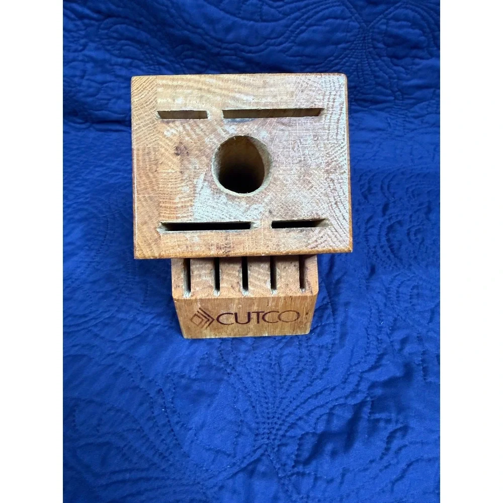 Cutco Oak Wood Knife Block Kitchen Cutlery Storage Organizer Made in USA 9 slots